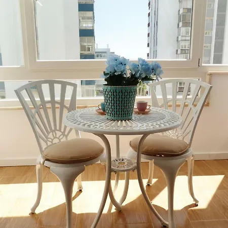 Ocean Breeze Apartment